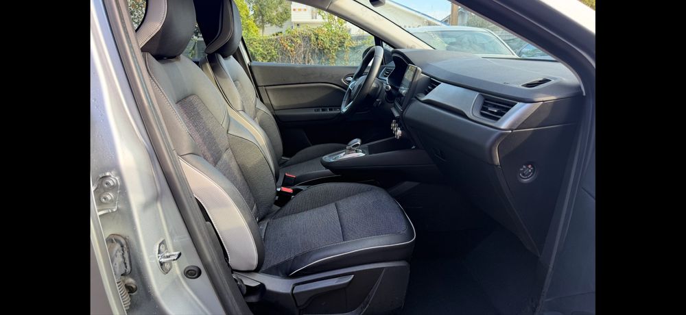 RENAULT CAPTUR 2021 1.6 E6 145CP Automat Plasme Camera Distro 115000Km