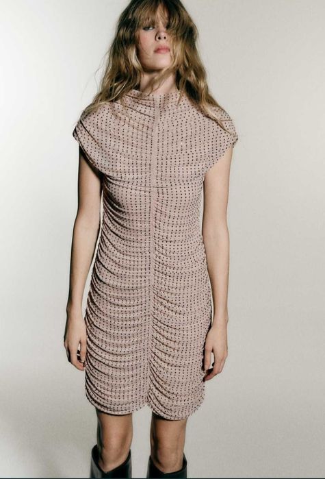 Rochie cu strasuri Zara