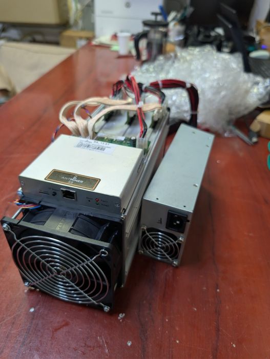 Antminer Bitman Asic S9 cu sursa originala
