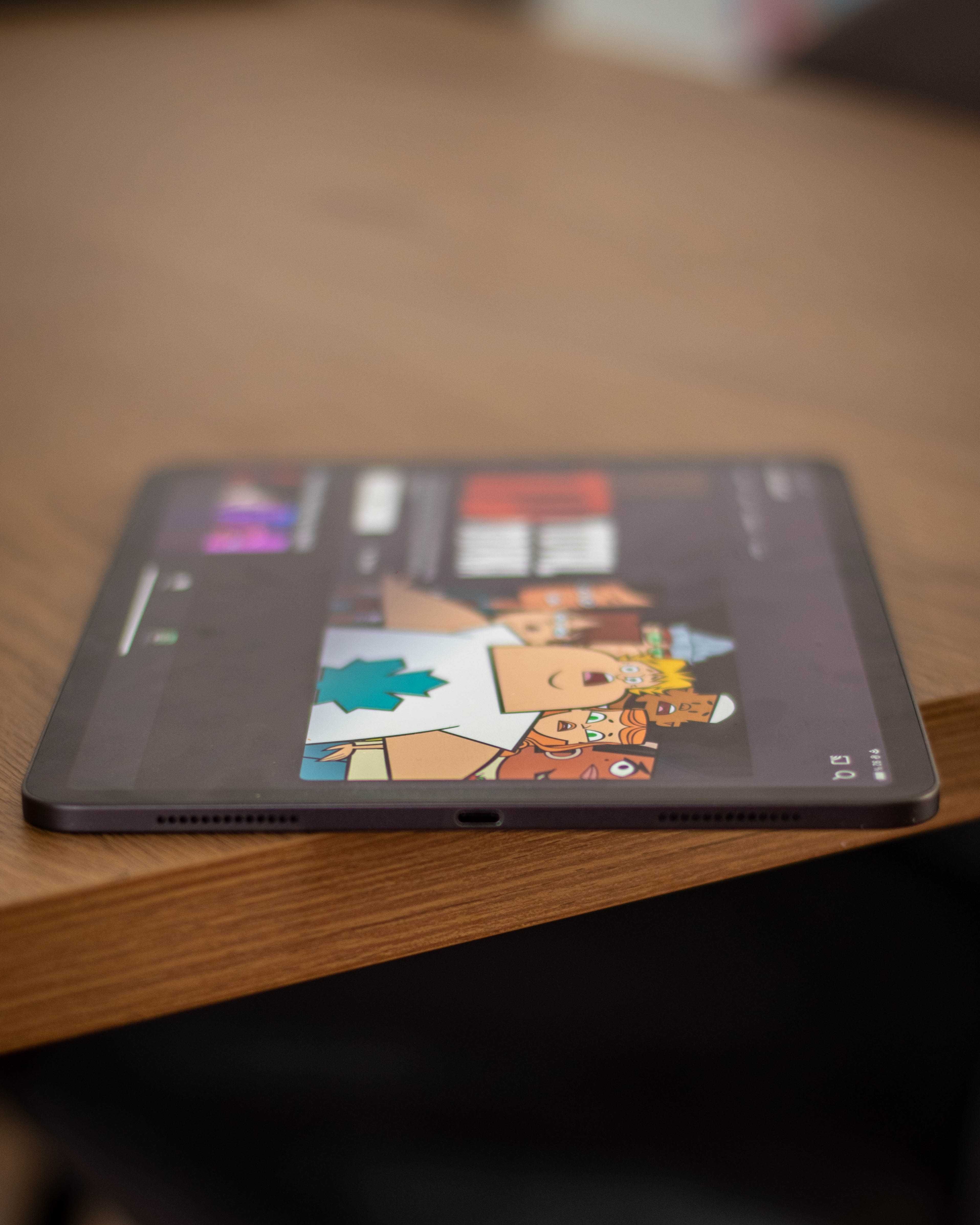 iPad Pro 11” (2nd Gen, 2020) – 128GB, Wi-Fi – Отлично състояние