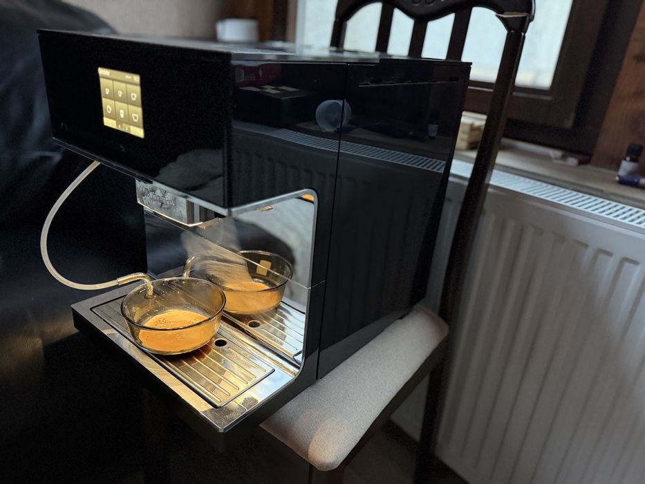 Espressor/Aparat de Cafea Miele CM 7350