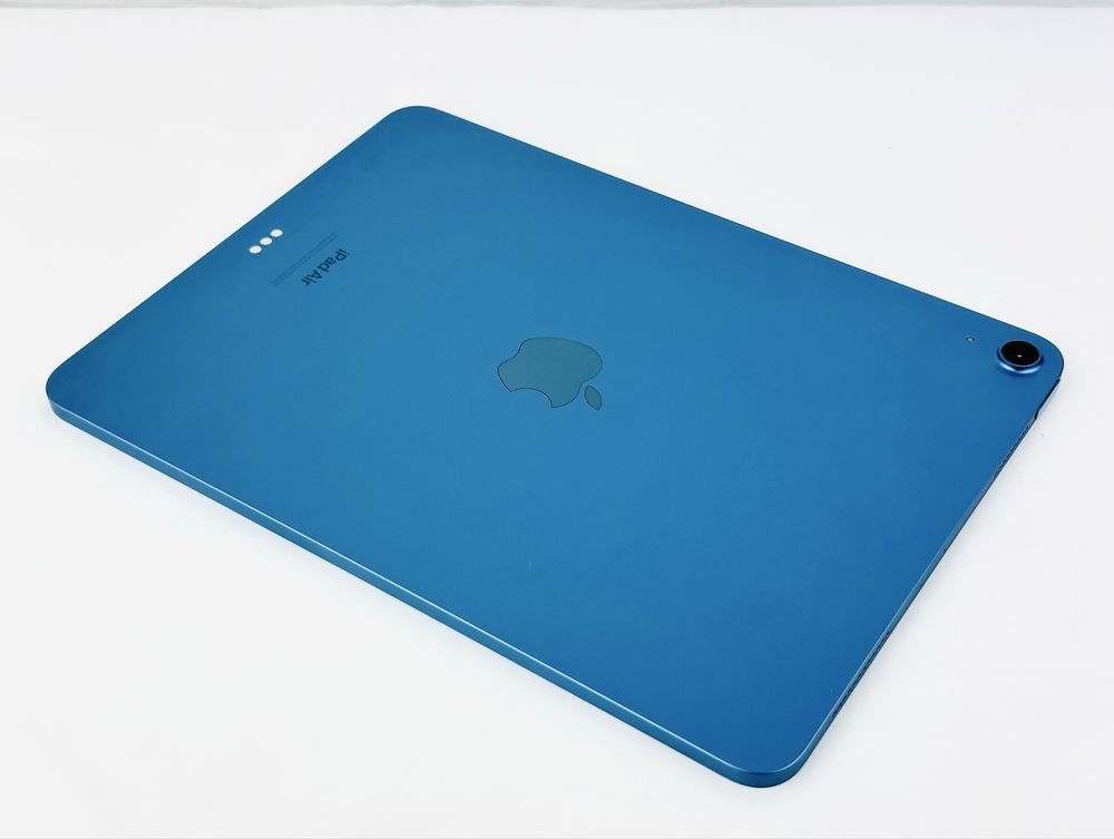 Apple iPad Air 5 64GB WiFi Blue / Space Gray Перфектен! Гаранция!