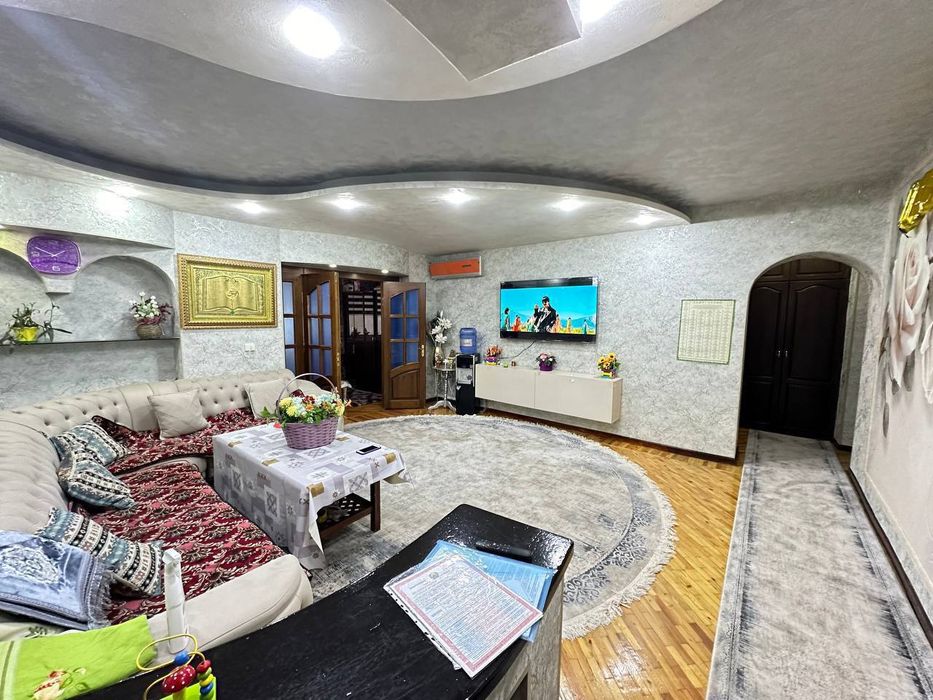 5/2/4 100м2 77 серия Бий напротив Паркентского рынка