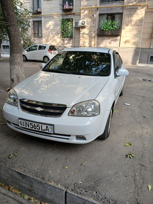 Ласети 1.8. 2012 ел