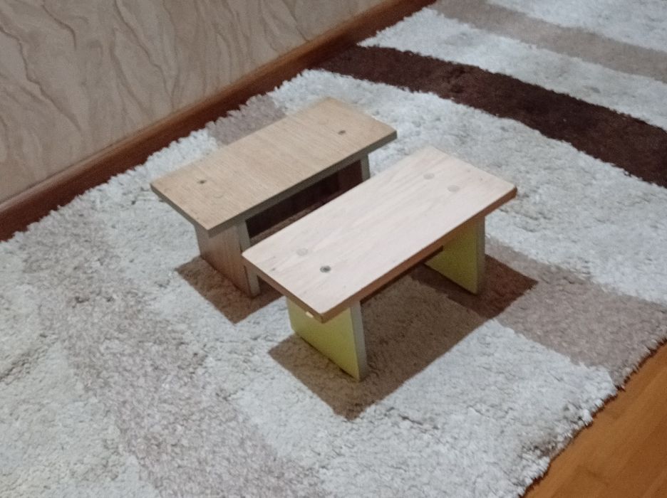 Продам стульчики маленькие