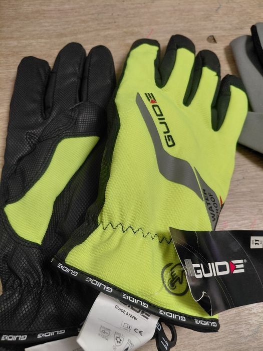 Водонепроницаемые, аетрозащитные зимние перчатки с Европы