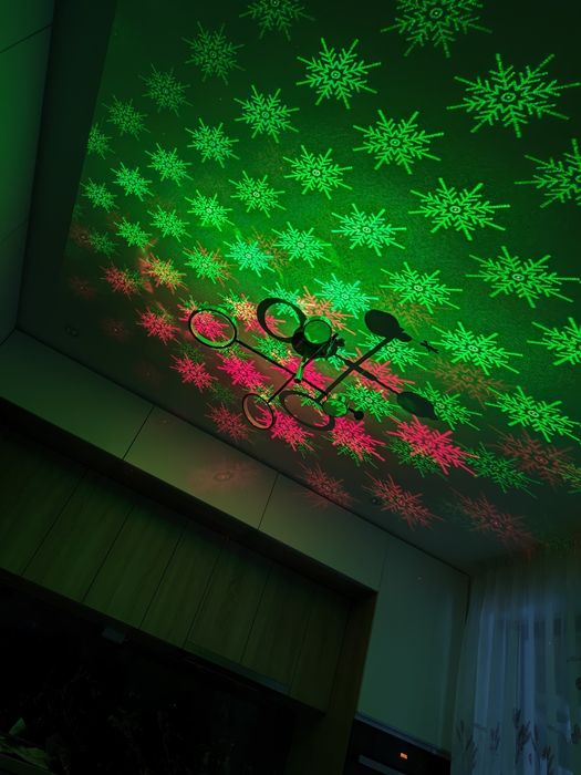 Laser  proiectii figurine rosii/verzi