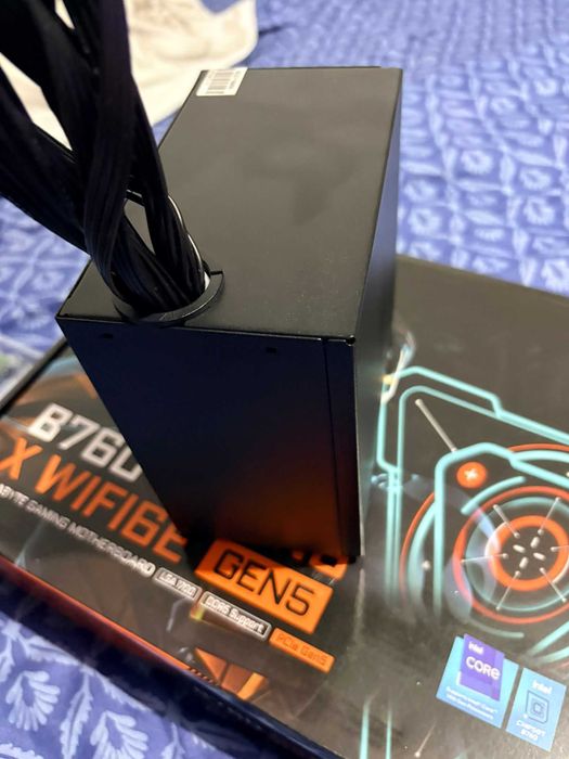 32GB RAM-Placa de baza Gigabyte b660 si sursa de 600W