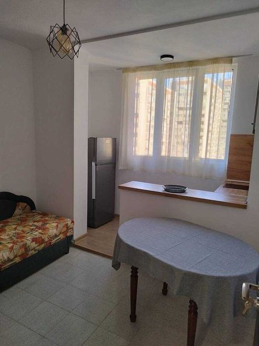 Продава се Тристаен апартамент в Пловдив, Изгрев - 80 кв.м за 1050 €/кв.м - Снимка #8