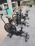 assault bike air made USA професионално вентилаторно колело чисто нови