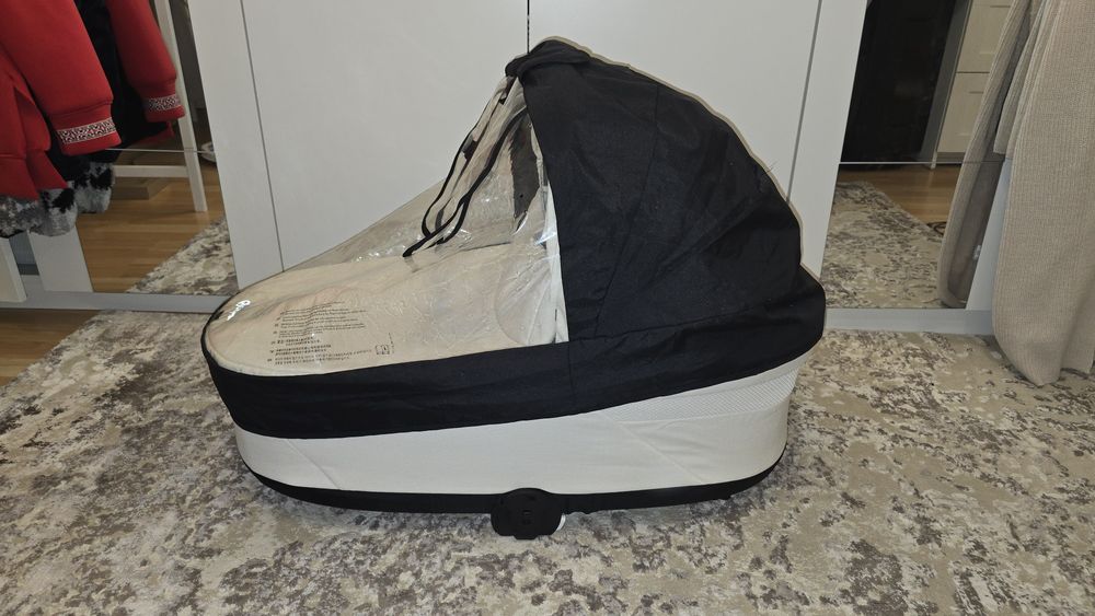landou Cybex Cot S Lux Alb cu protecție