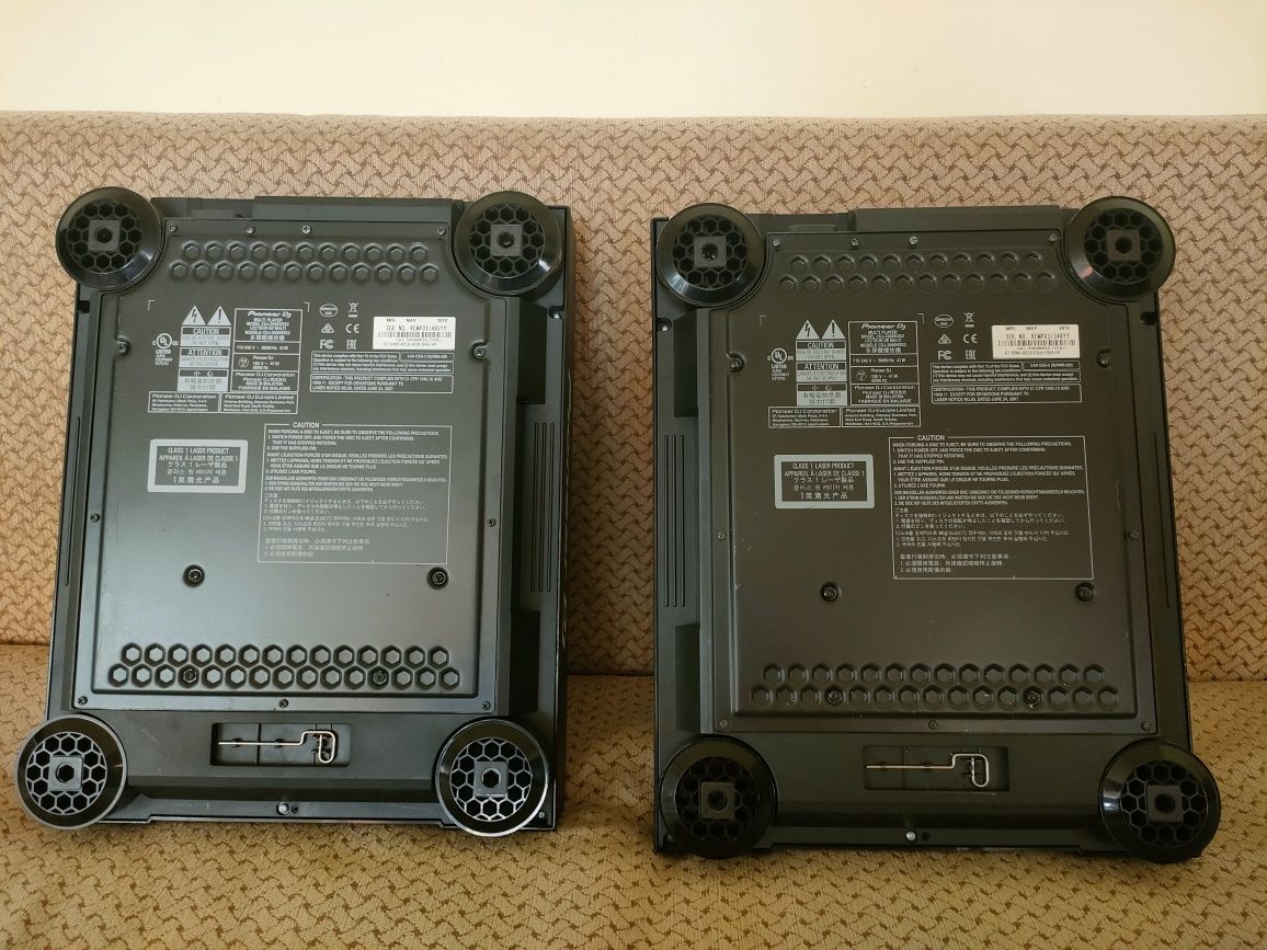 NU trimit Set Playere Pioneer CDJ 2000 Nexus 2 impecabile nu CDJ 3000