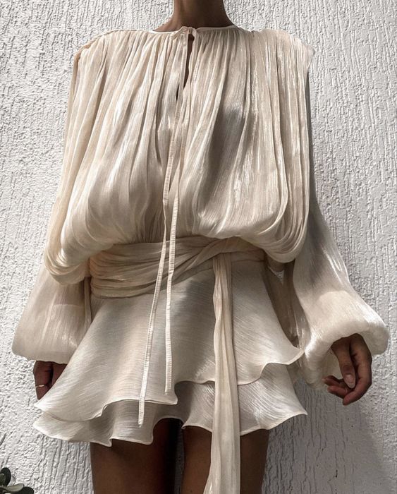 Рокля SHAILO в цвят шампанско