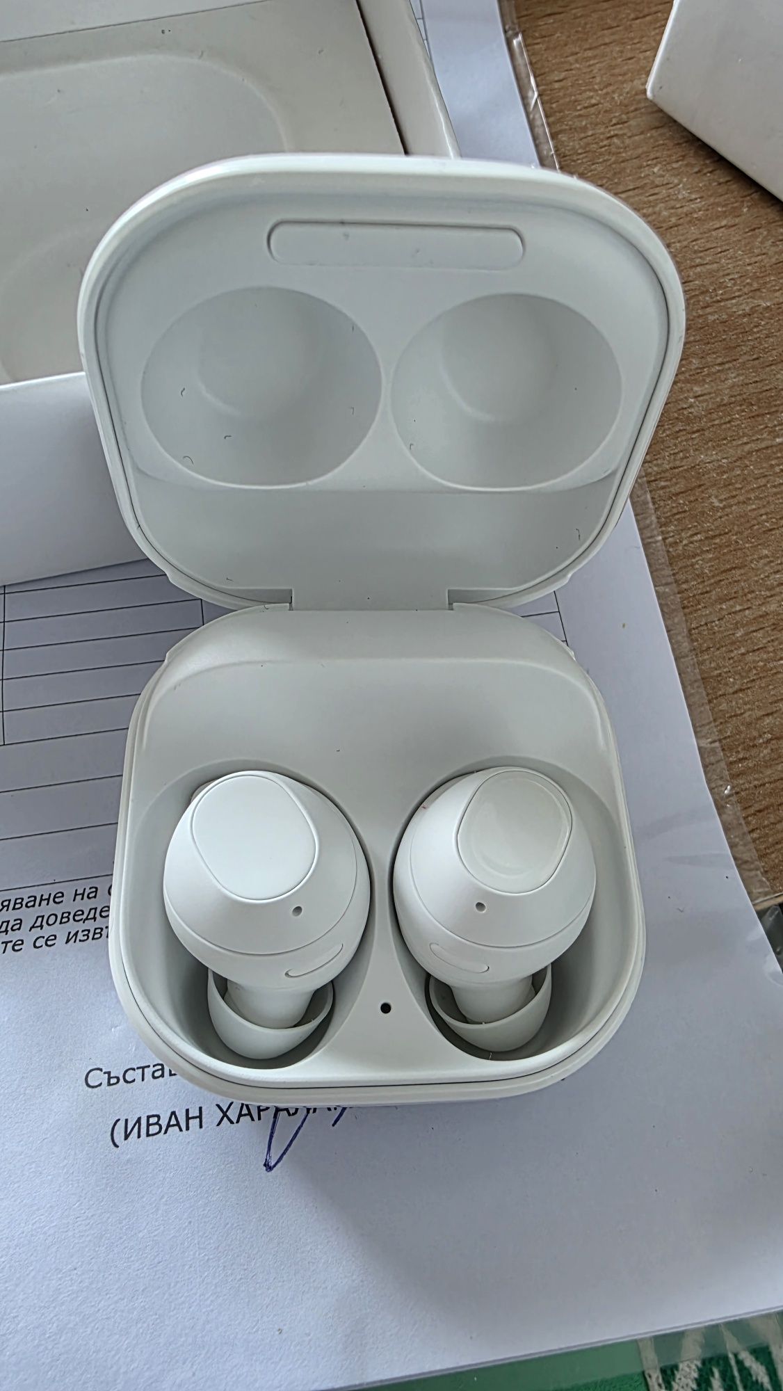 Samsung Galaxy Buds FE Bluetooth слушалки