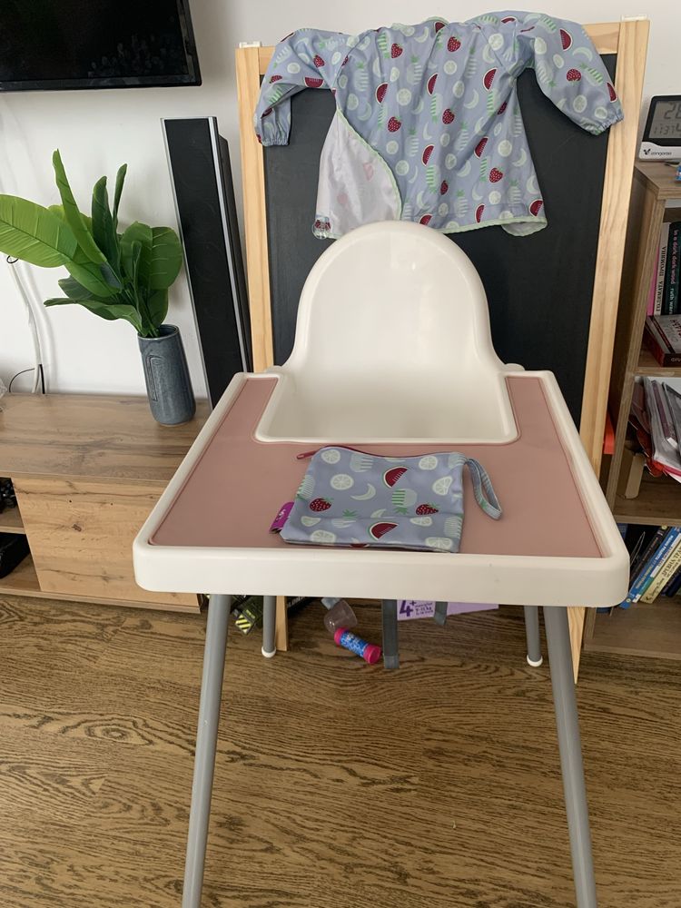 Столче за хранене икеа Антилоп, силиконова подложа и лигавник Tidy tot