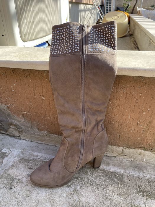 Ботуши велурени