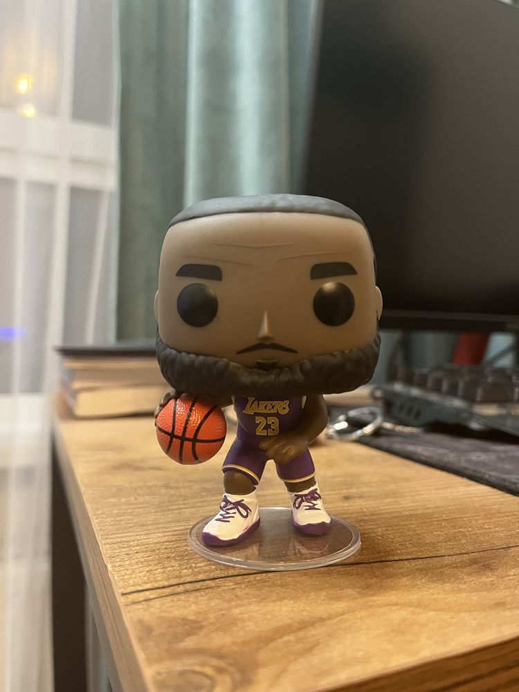 Funko pop LeBron