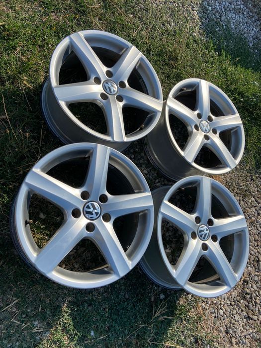 Jante 17 - VW. Volkswagen Passat / Golf -