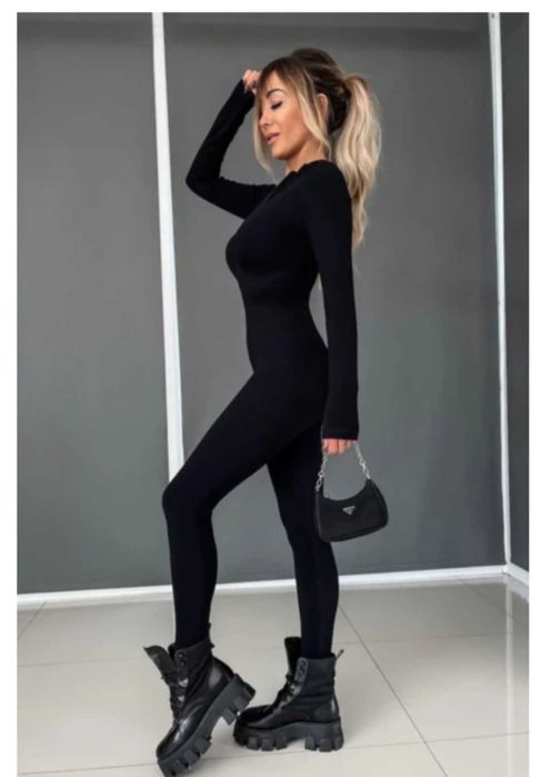 Дамски прилепнал гащеризон