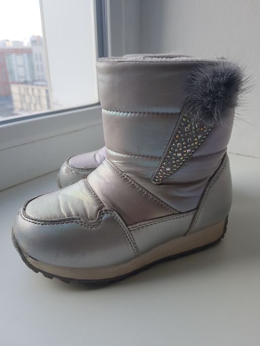 Продам  осенние детские сапоги на позднюю осень