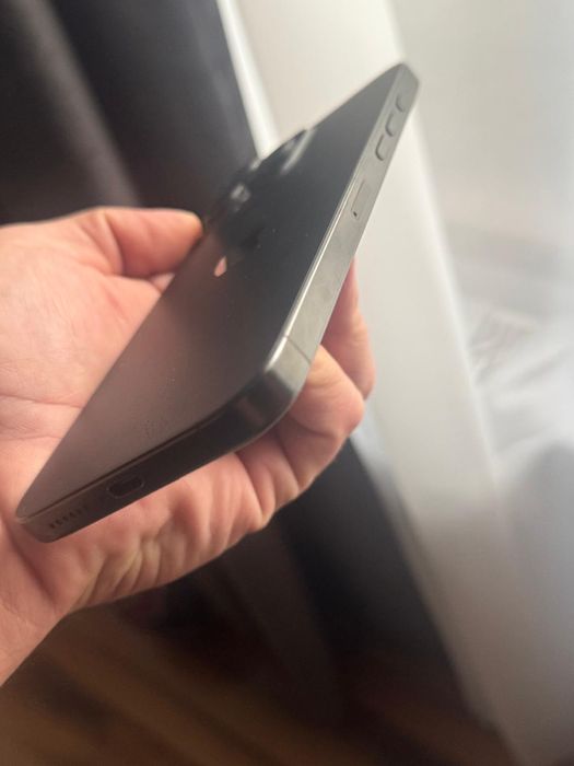 Iphone 16 pro max 256 gb in garantie , pachet complet , impecabil