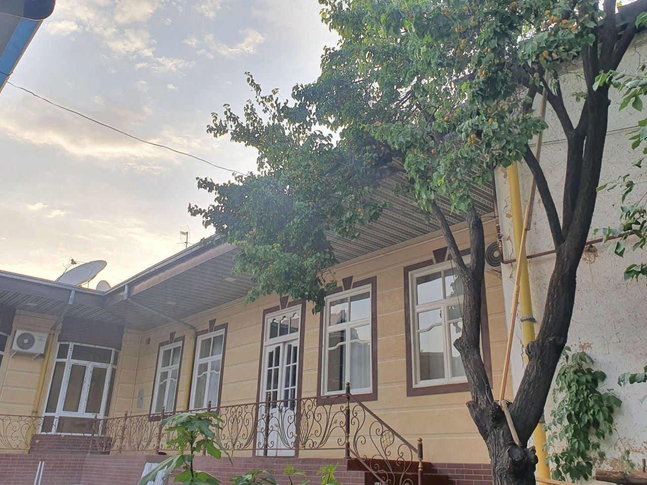Hovli sotiladi olmozor tumanida