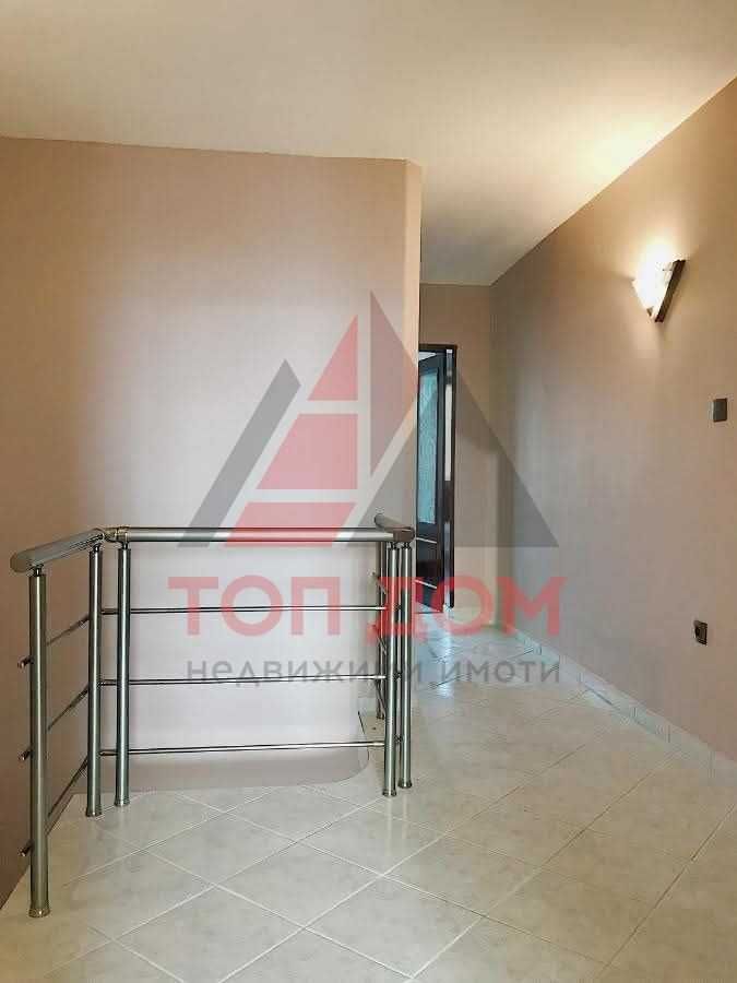 Дава се под наем Мезонет в Варна, Център - 175 кв.м за 900 € - Снимка #13