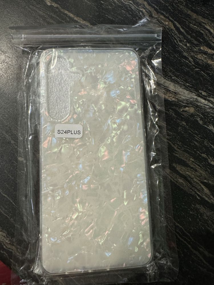 Каръфи за Samsung s 22 plus и Samsung s22 ultra