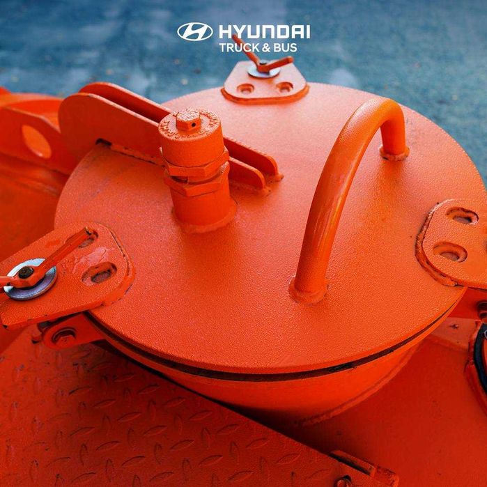 HYUNDAI EX8 Ассенизатор (Вакуумная машина) 4 м3