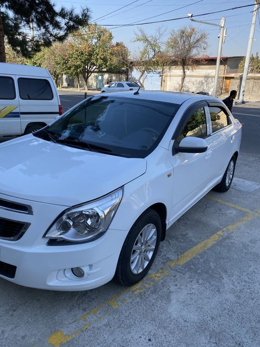 Cobalt 2019 avtomat, metan gazli sotiladi.