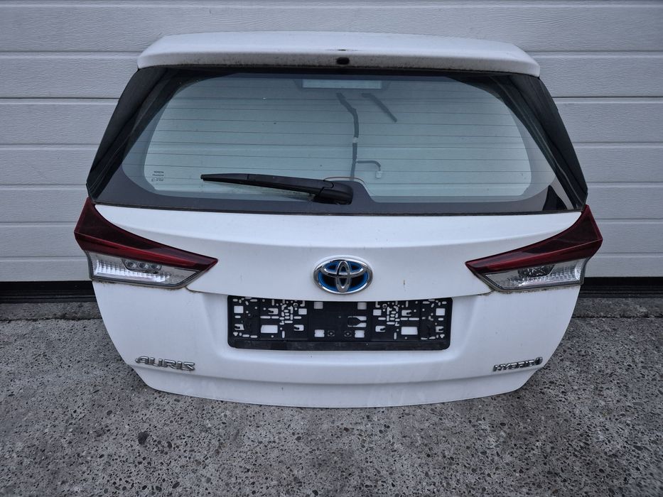 Haion Complet Toyota Auris Break 2015-2018. Volan stinga.
