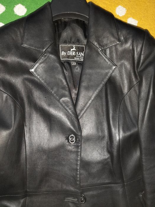 Geaca lunga damă piele naturala, Mas L,purtata o sungura data..