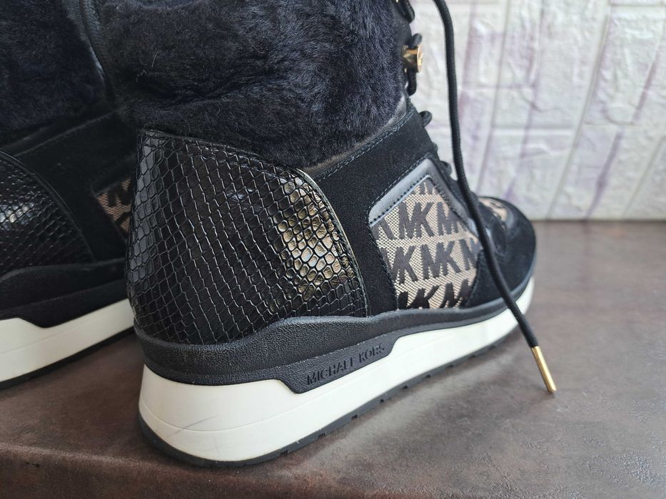 дамски боти,зимни обувки,ботуши на платформа,MICHAEL KORS номер38,