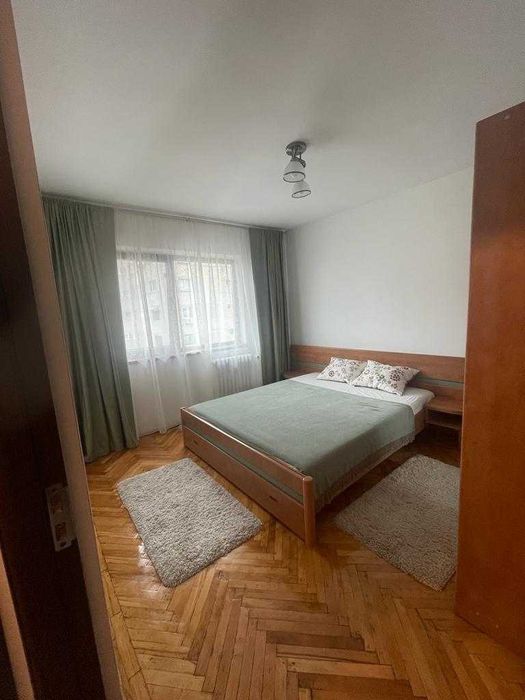 Apartament de inchiriat