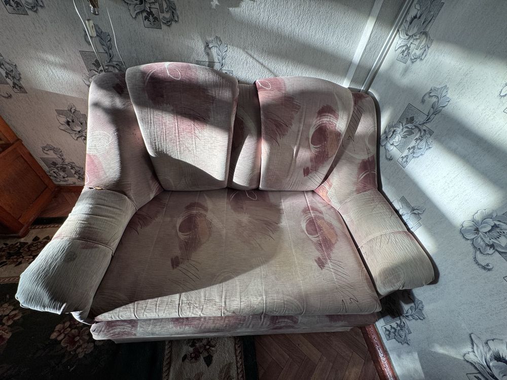 Диван раскладной б/у