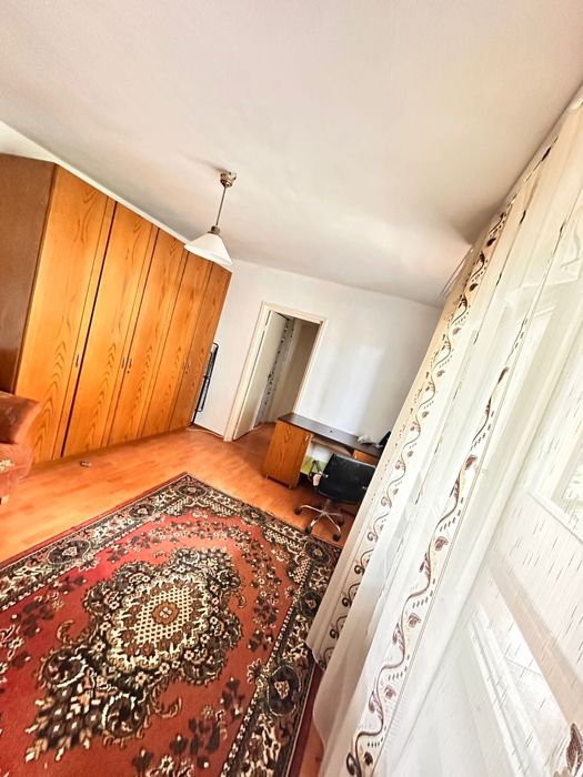 Vand apartament 2 camere