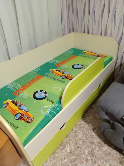 Продам детскую кровать