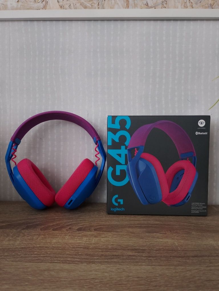 Безжични слушалки Logitech G435