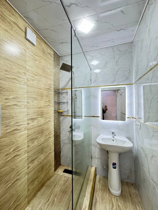 Чилонзор 21 кв 2в3/1/4 евро ремонт с мебель и техникой Ор:р Каромат