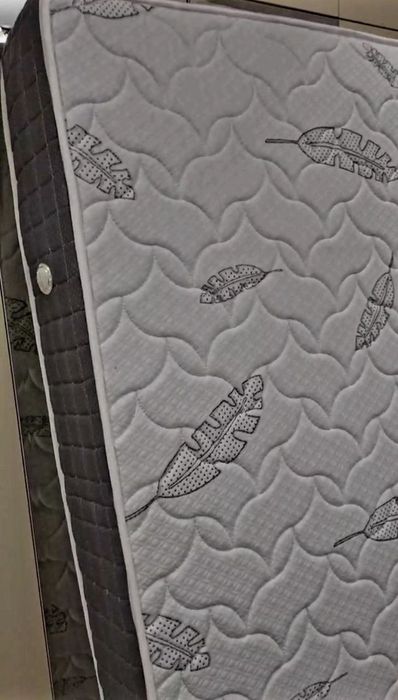 Срочно почти в новом состоянии качественный 2в1 читайте опесание