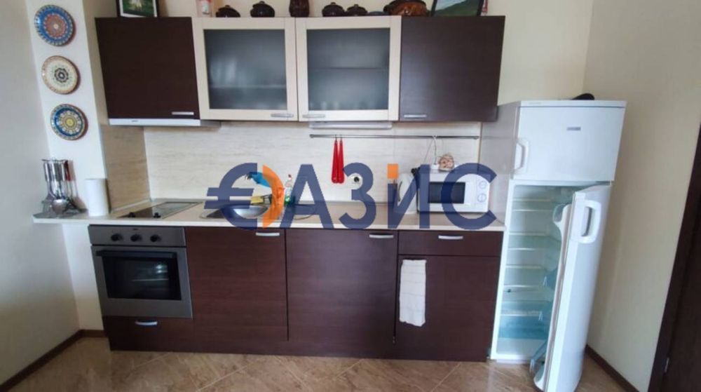 Продава се Двустаен апартамент в к.к. Слънчев бряг - 59 кв.м за 846 €/кв.м - Снимка #2