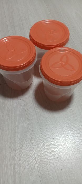 Продам контейнеры с закручивающейся крышкой