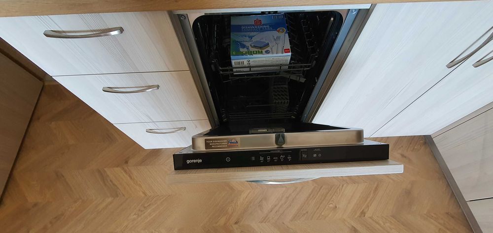 Дава се под наем Двустаен апартамент в Пловдив, Тракия - 65 кв.м за 408 € - Снимка #4