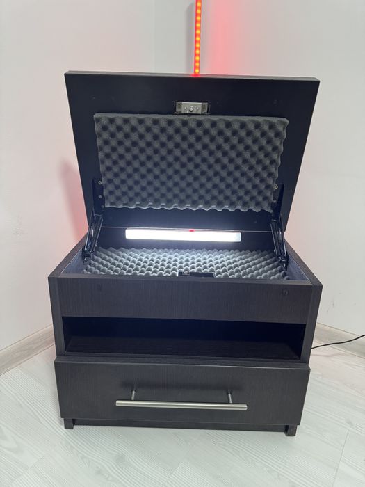 Noptiera  cu seif ascuns și sistem RFID + cadou mini camera video
