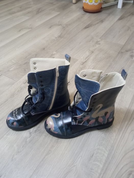 Топли удобни боти