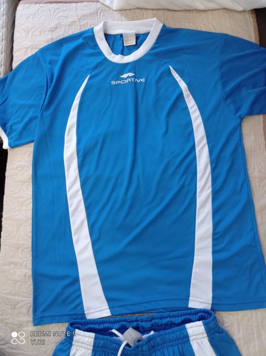 Мъжки спортен екип за футбол