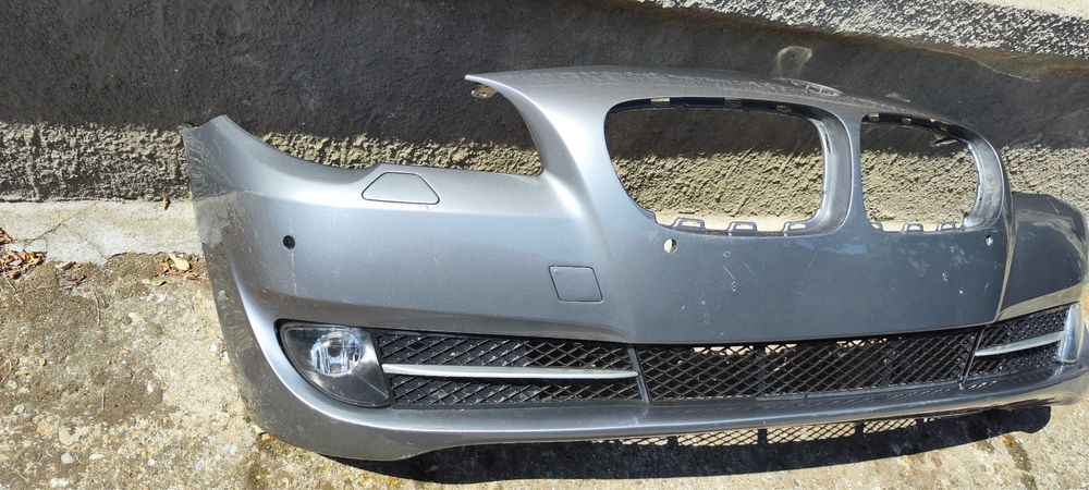 Bara fata bmw f10 cu priectoare ceata