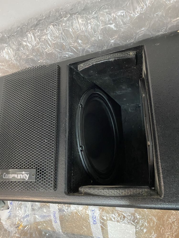 Субуфер бас каса 2на 15ка 1000w rms  10” двойни бас каси