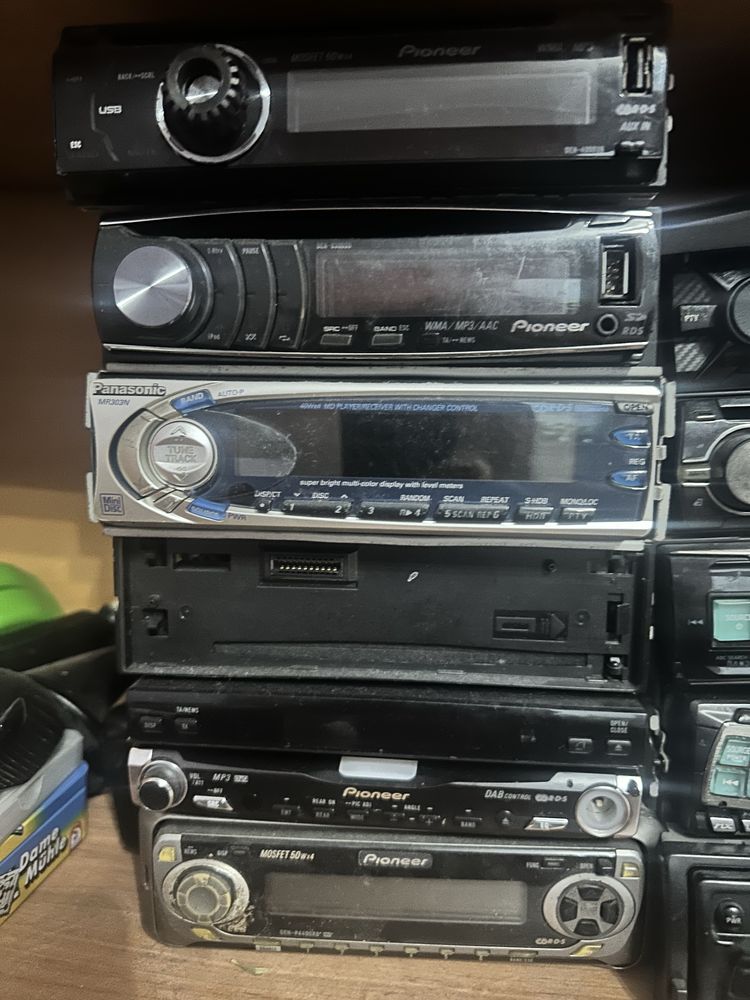 Vând pioneer,sony,panasonic auto