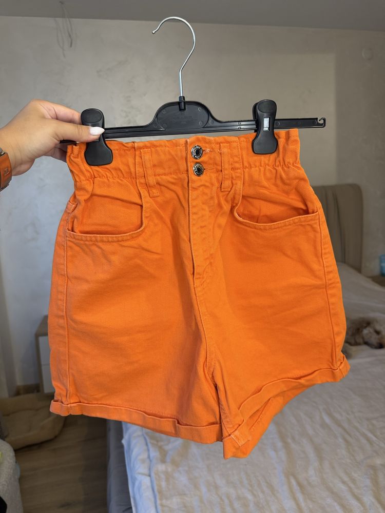 Къси панталонки ZARA